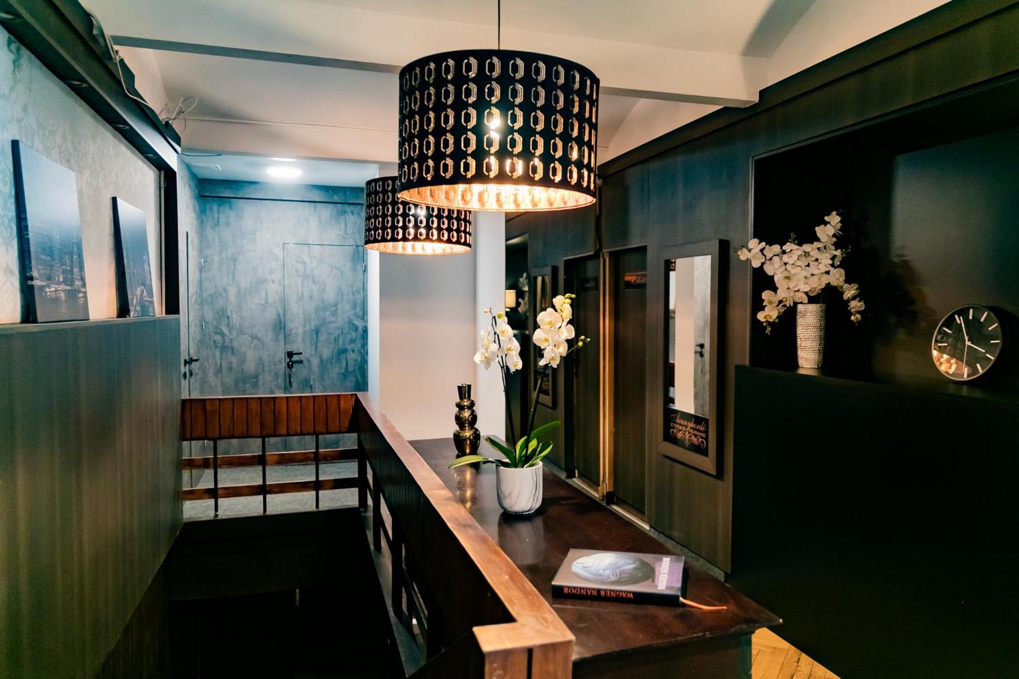 Motel1- A Megfizetheto Luxus! Dunaujvaros Bagian luar foto