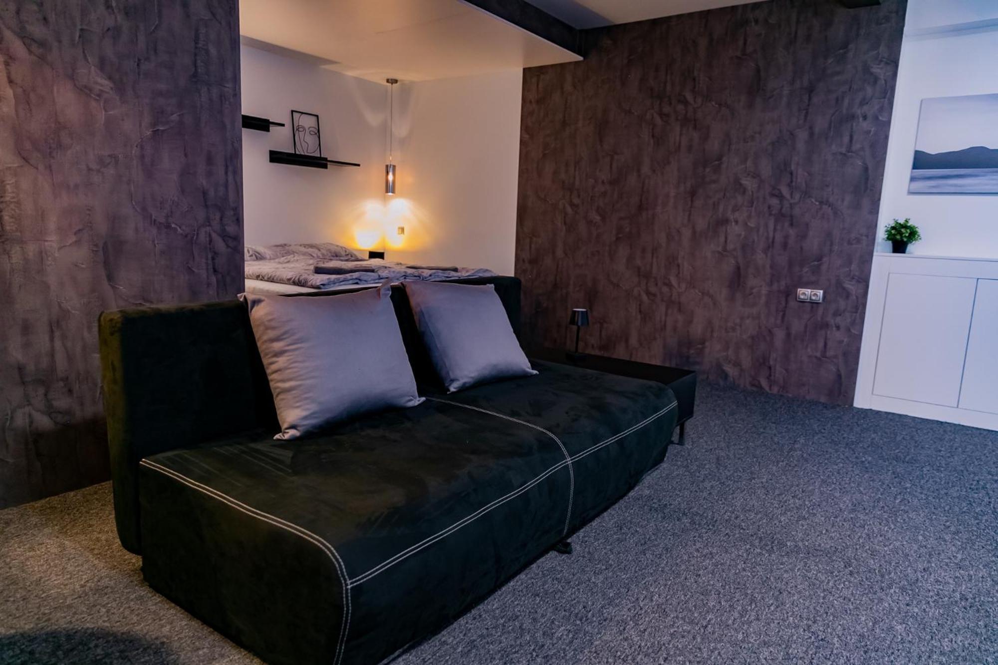 Motel1- A Megfizetheto Luxus! Dunaujvaros Bagian luar foto