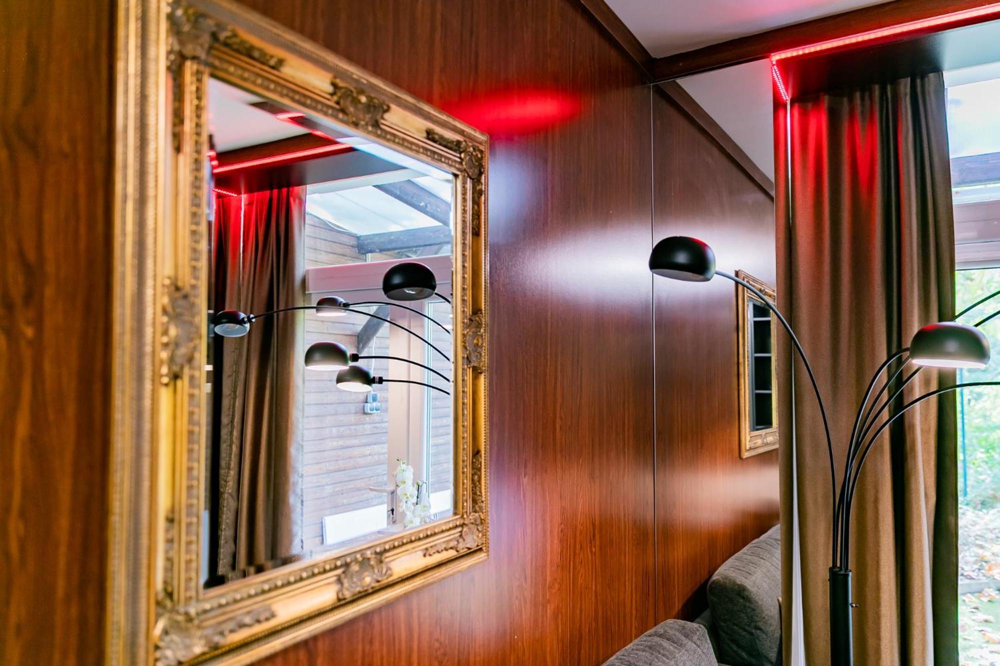 Motel1- A Megfizetheto Luxus! Dunaujvaros Bagian luar foto